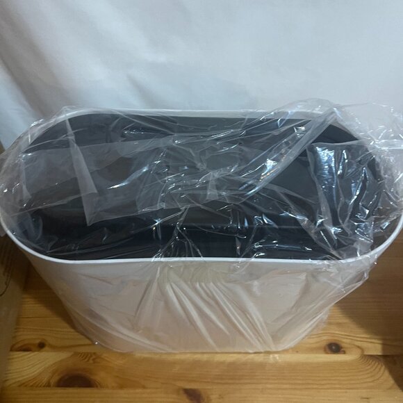 12L White Slim Bathroom Trash Can with Press Top Lid,3.17 Gallon Brand New $25 - Picture 2 of 4